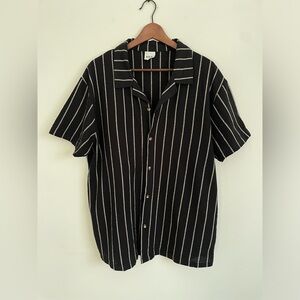 Classic Black Striped Men's Shirt - 100% Cotton Resortwear Beach Vacation